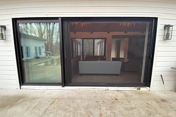 Large Retractable Screens at Halton Retractable Screens